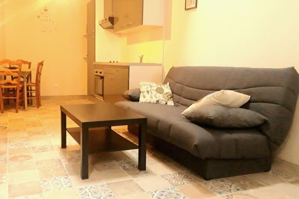 Logement Neuf Et Cosy Proche Centre Ville Chinon Eksteriør bilde